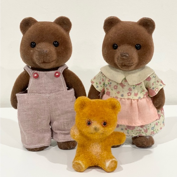 Lot of Two Calico Critters Timbertop Bears - Taylor & Rose Timbertop Vintage - Picture 1 of 13